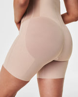 SPANXsculpt™ TotalContour High-Waisted Mid-Thigh Short