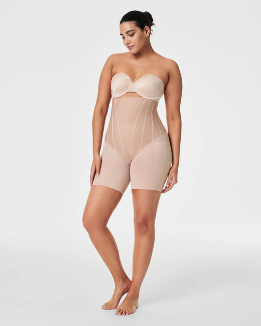 SPANXsculpt™ TotalContour High-Waisted Mid-Thigh Short