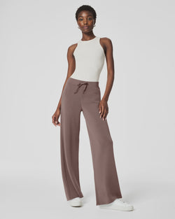 AirEssentials Wide Leg Pant - Smoke